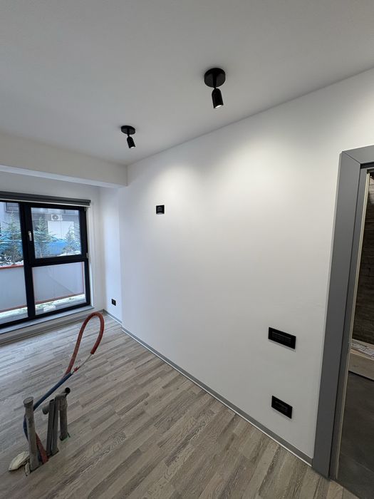 Spatiu comercial nou