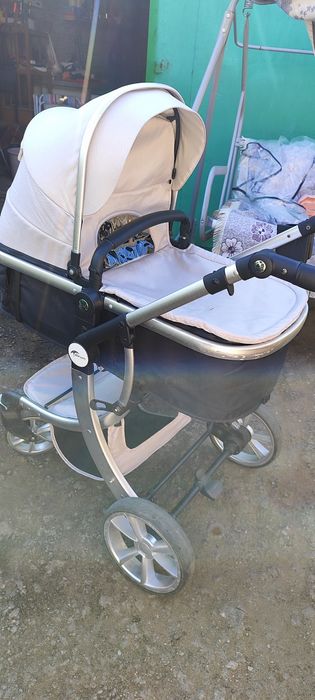 Продам все сезонную коляску.