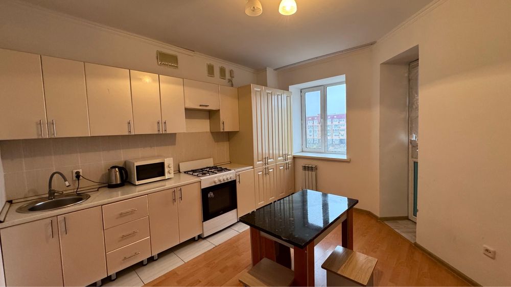 Сдам посуточно квартиру на Батыс-2