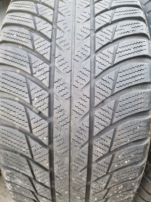 Anvelope 225/50R17 marca Bridgestone, M+S, DOT 2019