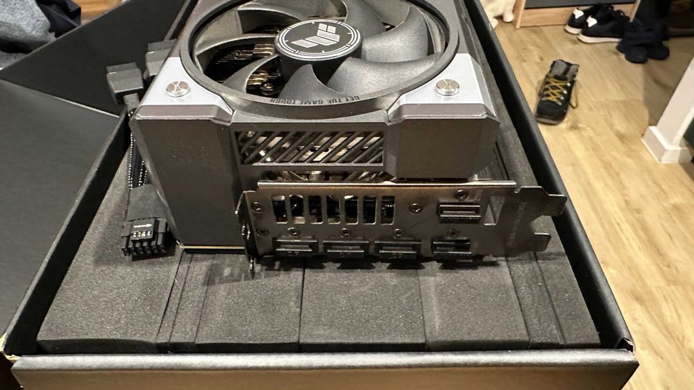 ASUS GPU TUF GeForce RTX 5080 O16G GAMING 16GB Garantie 2028