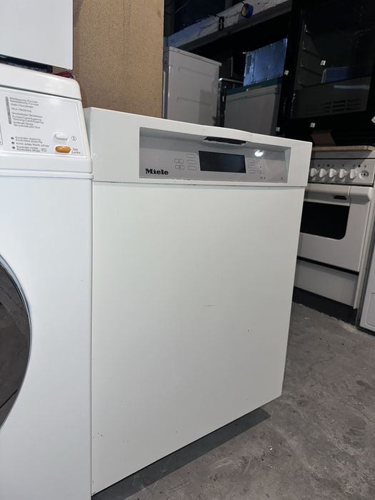 Съдомиялна+ гаранция. MIELE за вграждане. Безплатна доставка за София.