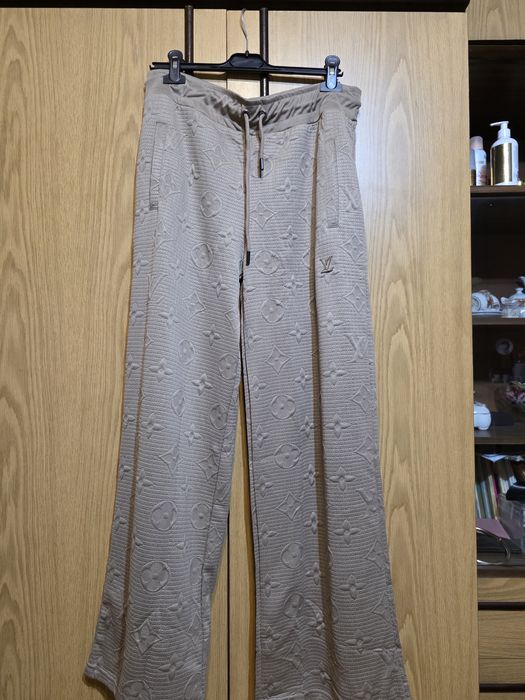 Уникален екип LOUIS VUITTON