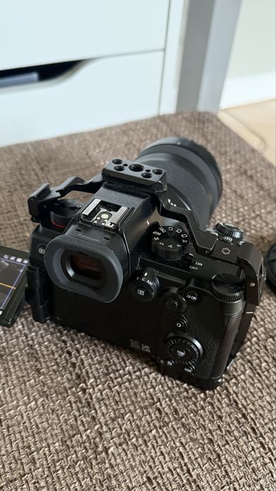 Panasonic Lumix DC-S5 II + 24-105mm f/4 - ca nou, cage, filtru
