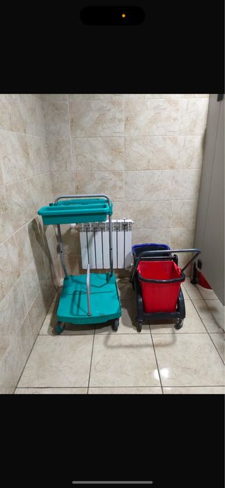 Тележки для уборки