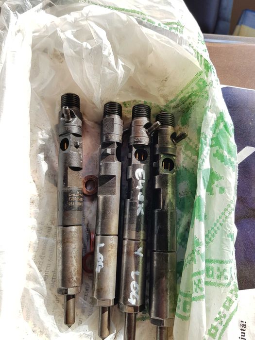 Injector Delphi Dacia Logan Megane Kangoo Clio 3 Symbol 1.5 dCi Euro 4 ...