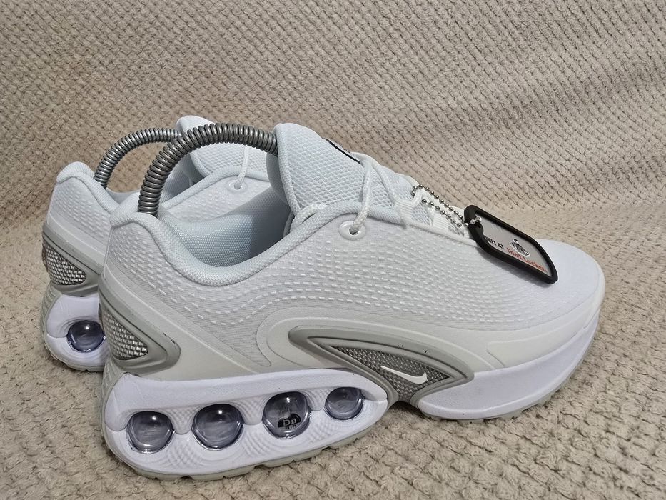 Nike Dn nr 41-45 pret 350 lei