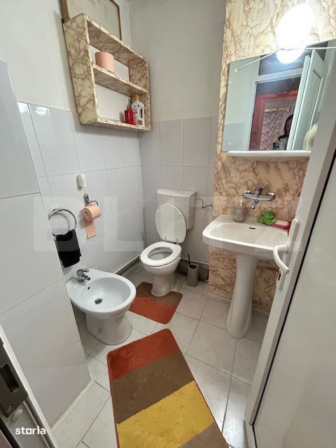 Apartament de vanzare, cu 3 camere, 2 balcoane, 67 mp, zona Observator