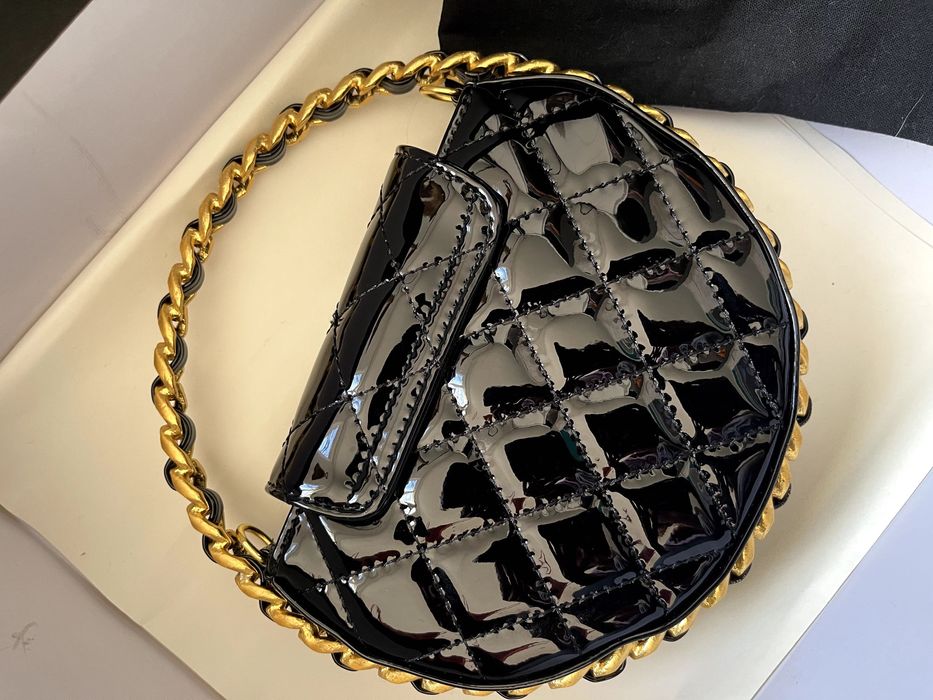 cha nel чанта лукс лак кръгла кожа черна Шанел