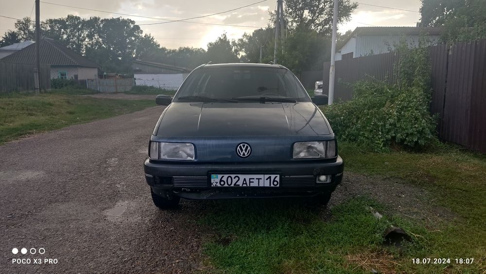 VW Passat B3 1989 года