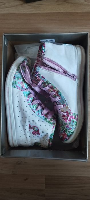 Ботинки стильные