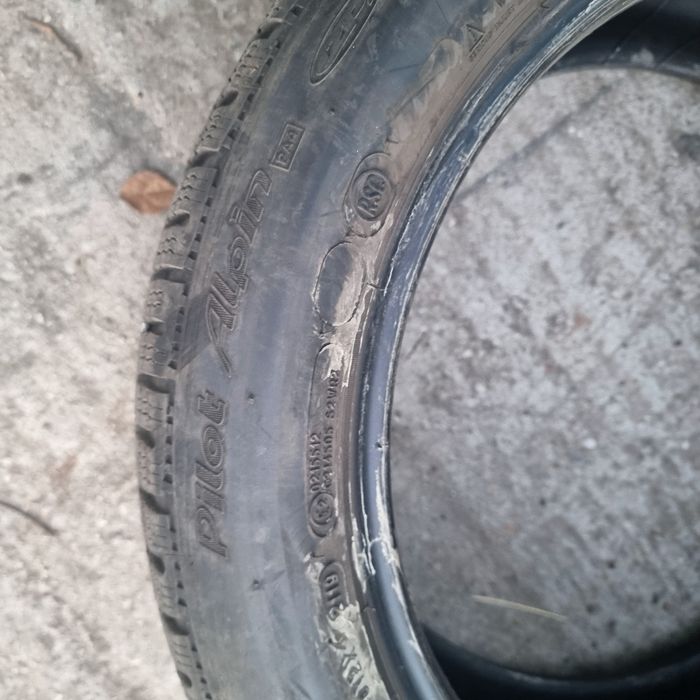 Зимни гуми Michelin Pilot Alpin 4 RFT 225 50 18