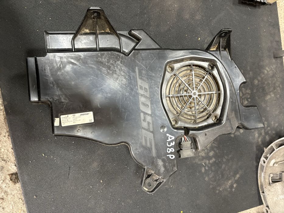 Audi A3 8P Субуфер Bose