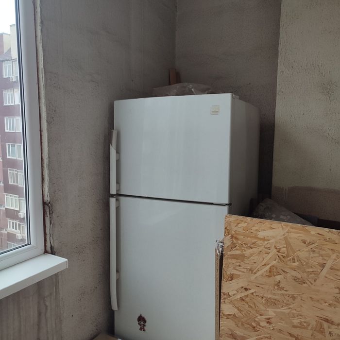 Холодильник бу рабочем состояние