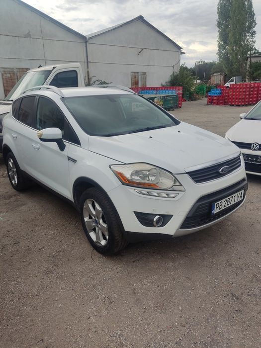 Ford Kuga на части