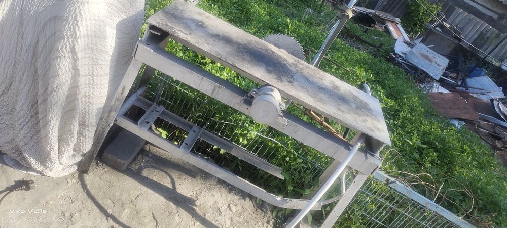 Продам стол для столярного дела