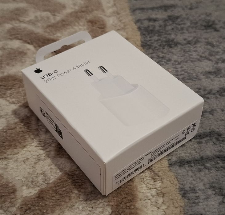 Зарядка для айфон