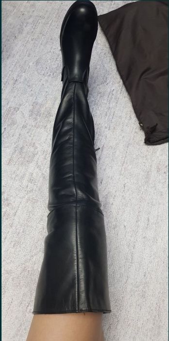 Piele  naturală        .