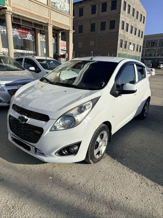 Spark vikup beriladi