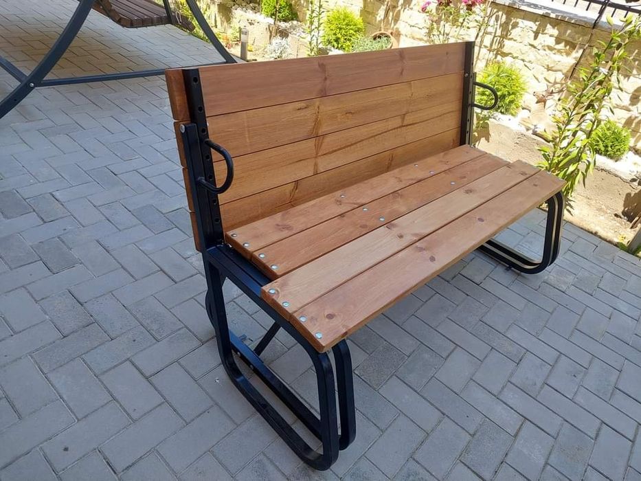 Сгъваема маса с две пейки