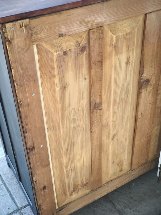 Реставриран скрин