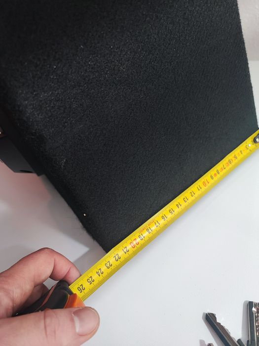 Subwoofer auto HERTZ DBX 30.3