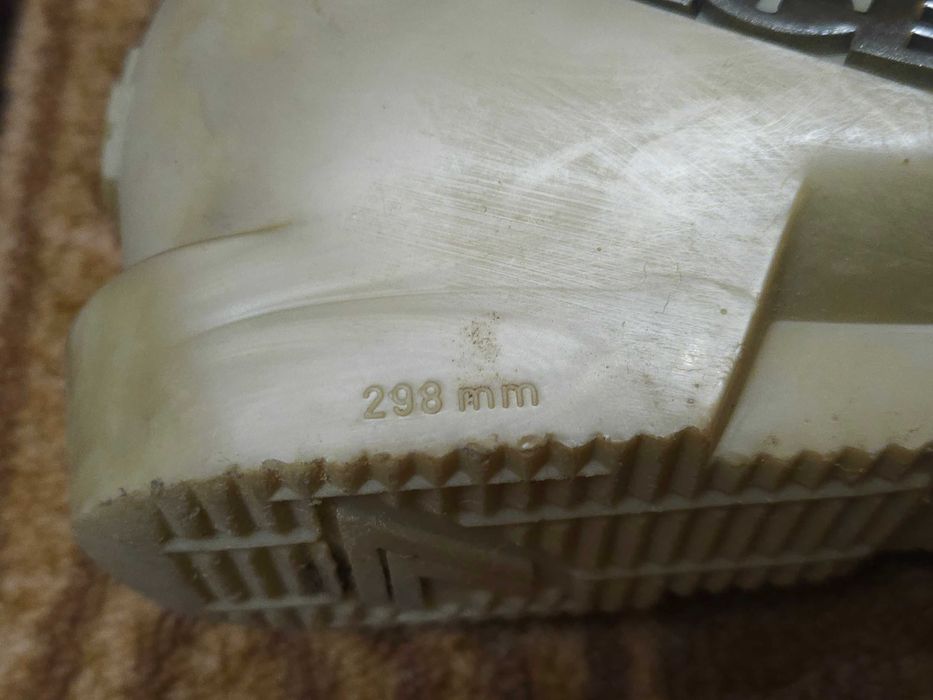 Ски обувки Lange 298mm (~Номер 40)