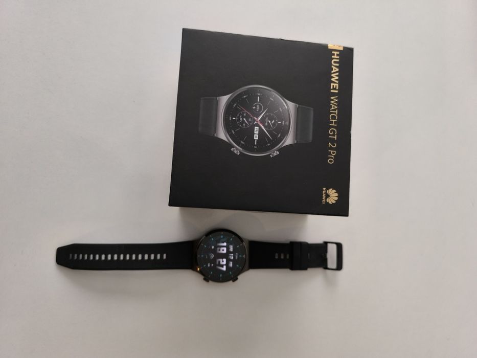 Часовник Huawei GT 2 pro