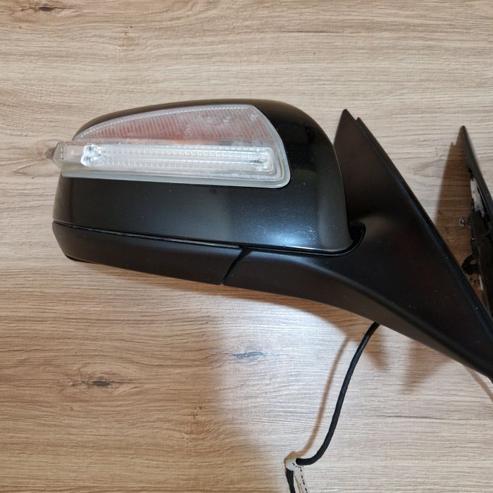 Огледала Мерцедес W204