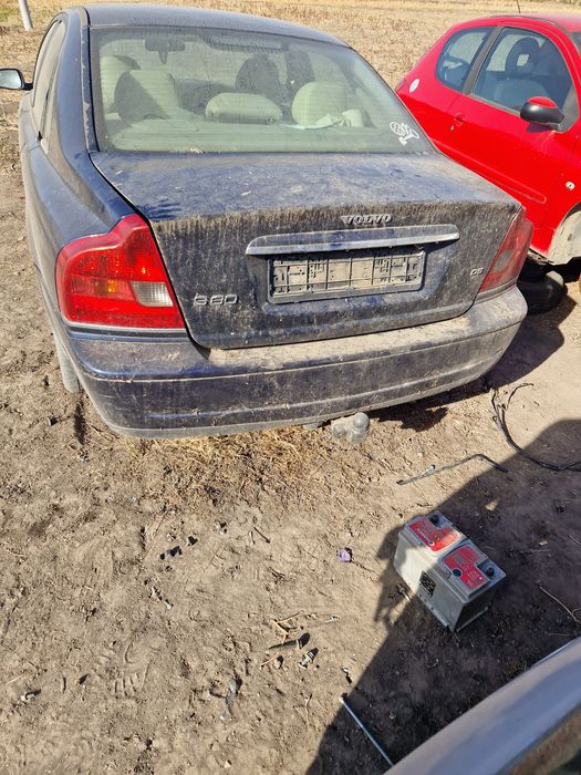 Dezmembrez volvo s40 s80 v60 s60