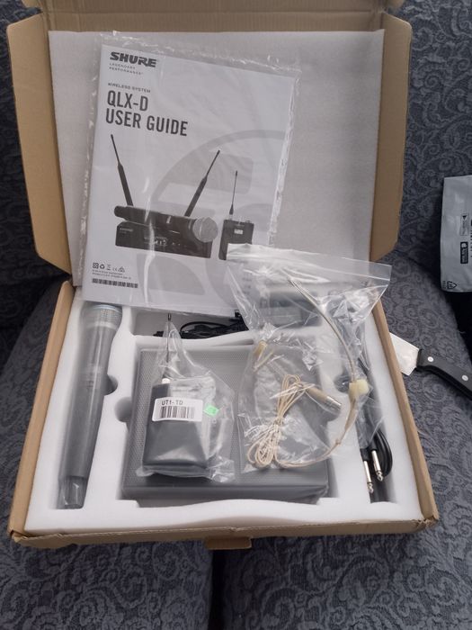 Set complet Microfon wireless shure QLx ,cu bodypack