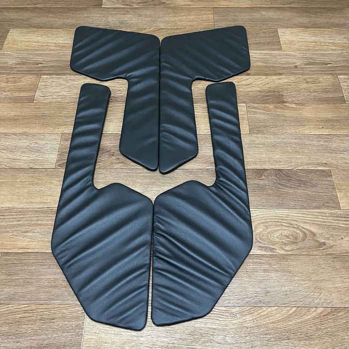 Кожаные вставки в обшивку двери bmw e34