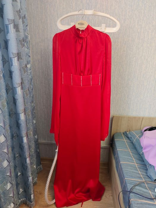 Продам почти новое платье