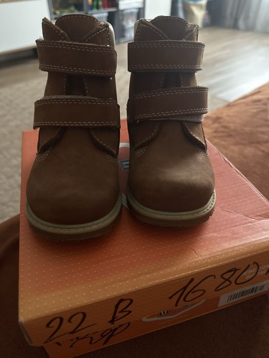 Продам  детские ботинки tiflani, 23 размер