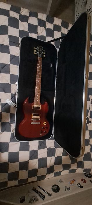 Юбилейна китара Gibson limited edition SG