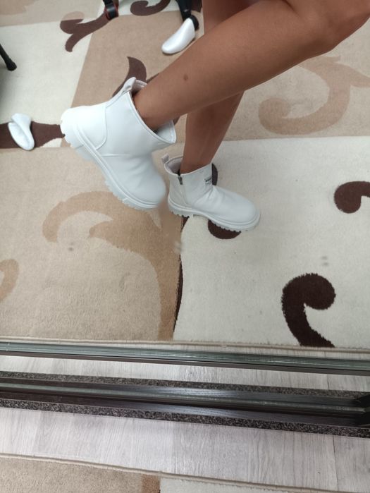 Полу ботинки зима новые 39