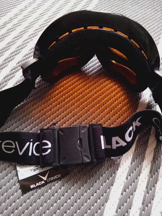 Нова каска  с очила -размер 54-58 и ръкавици