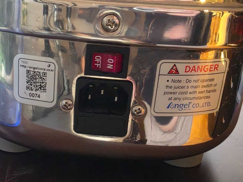 Двувалова студенопресоваща сокоизтизсквачка - Angel 7500 - висок клас