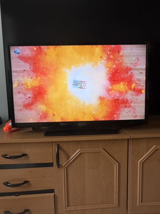 TV HITACHI fuctioneza perfect