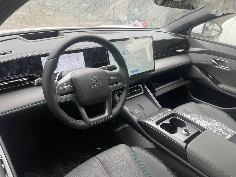 BYD Qin L 2025 — 4