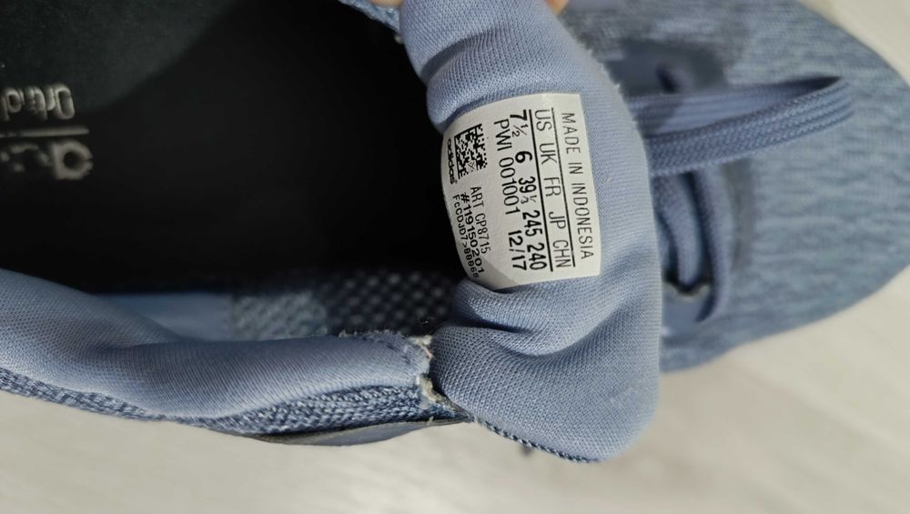 Маратонки Adidas CloudFoam