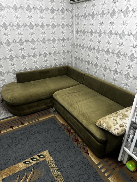 продам б/у диван