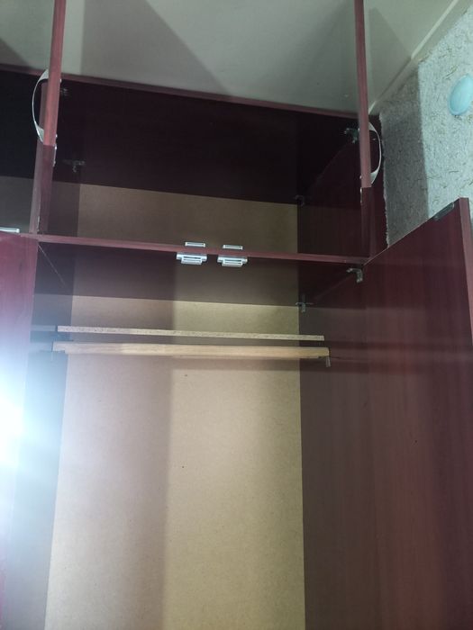 Toza sifatli bolalar va kottalar shkafi sotilad sifatli kelwtradii.