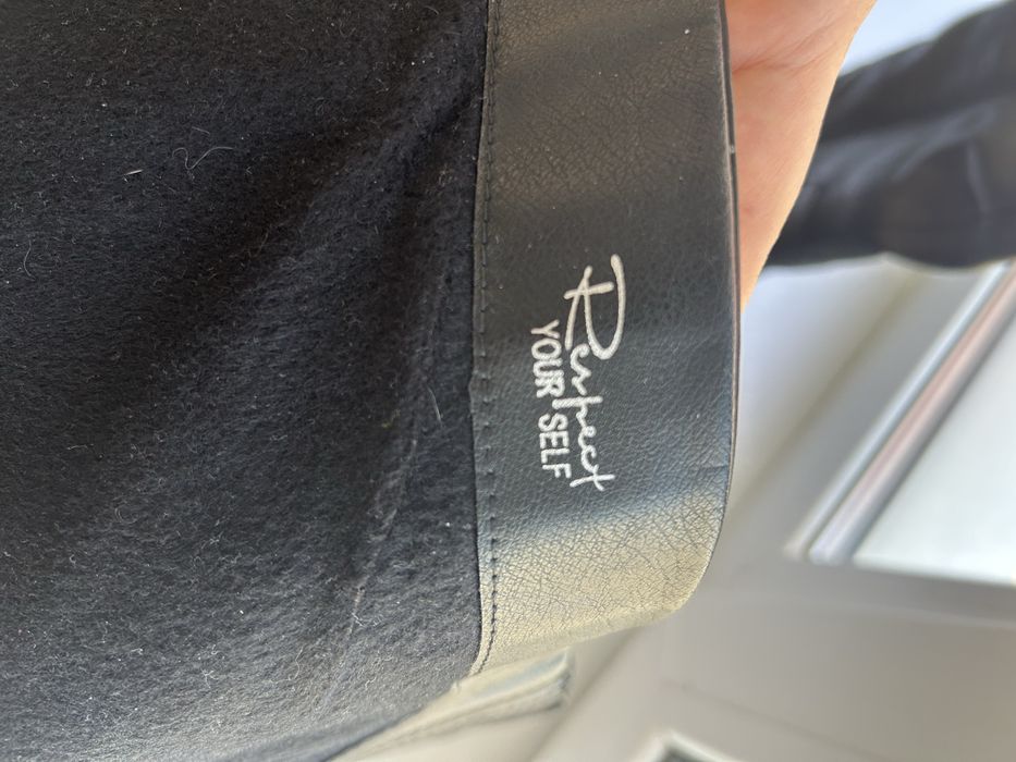 Продам кожанные сапоги 36 размер