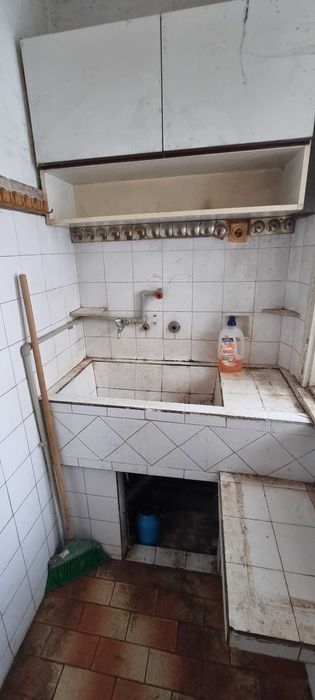 Продава се Къща в Разград, Център - 62 кв.м за 1358 €/кв.м - Снимка #3