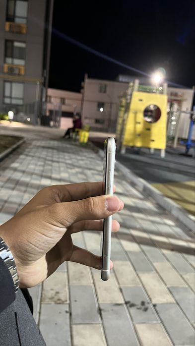 iphone 11 …………….