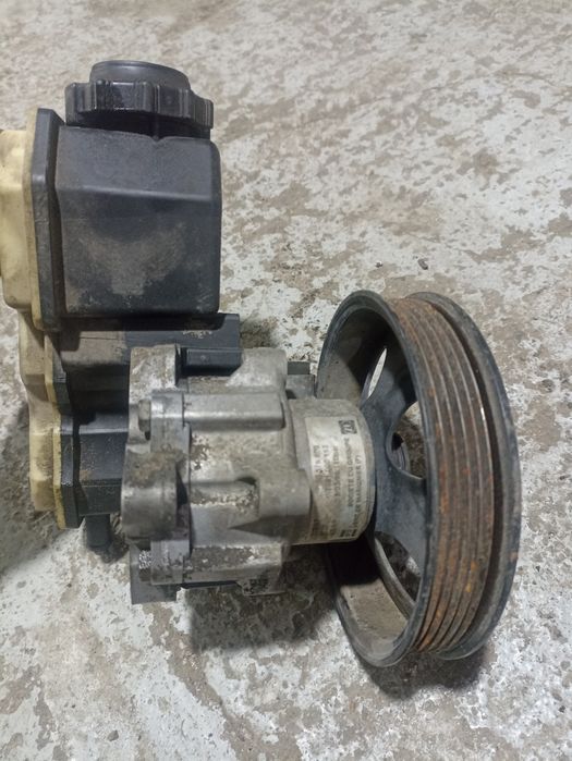 Насос Гура Opel vectra