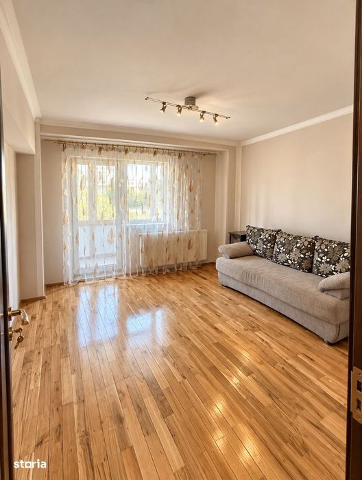 Apartament Renovat pe Dorobantilor - 3 Camere | Balcon | Bloc cu Lift