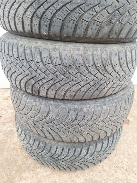 Зимни гуми 195 65 15