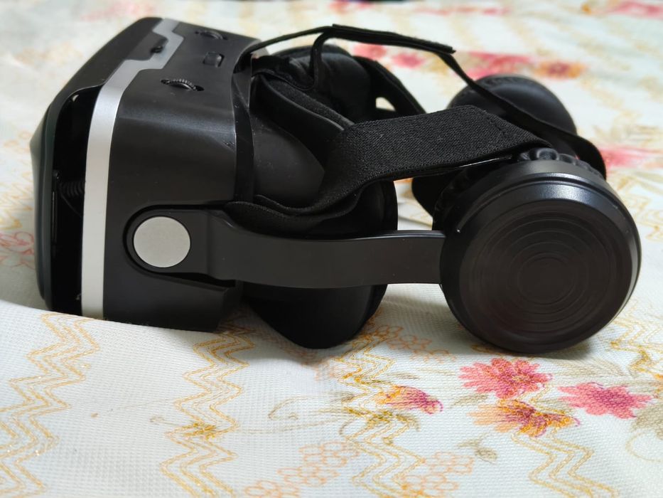 Продаю Виар очки